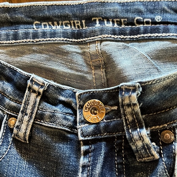 Cowgirl Tuff Co. Jeans - Picture 3 of 4